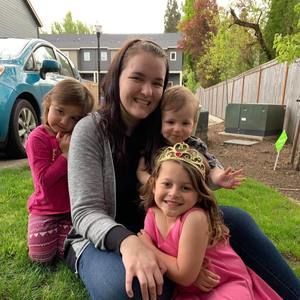 Meet your Posher, Karissa